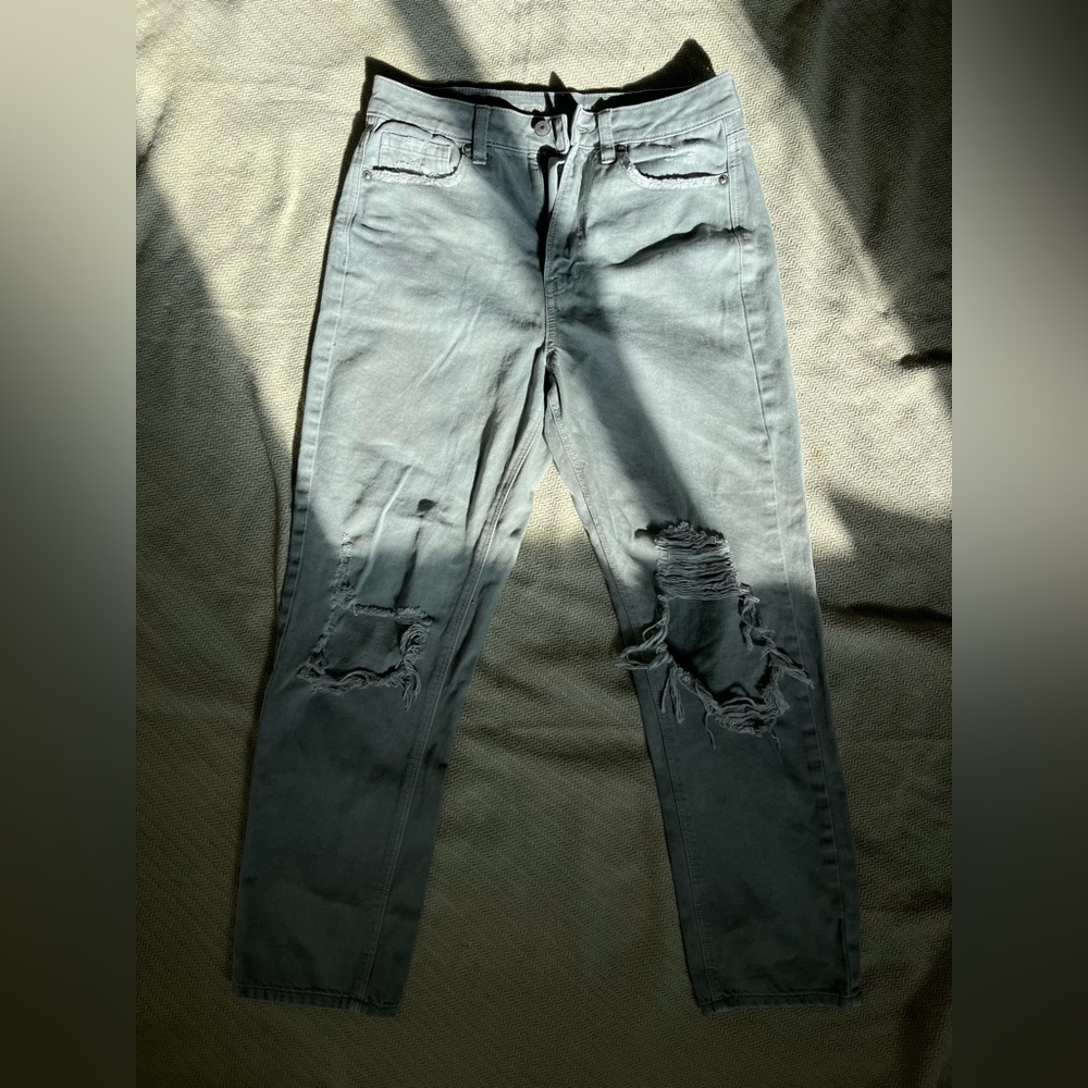 American Eagle Mom Jean